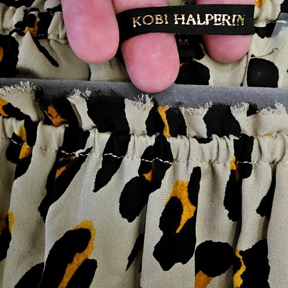 Kobi Halperin Leopard Print Off-Shoulder Ruffle Sleeve Blouse M - Picture 5 of 8